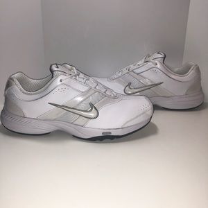 Nike Steady 7